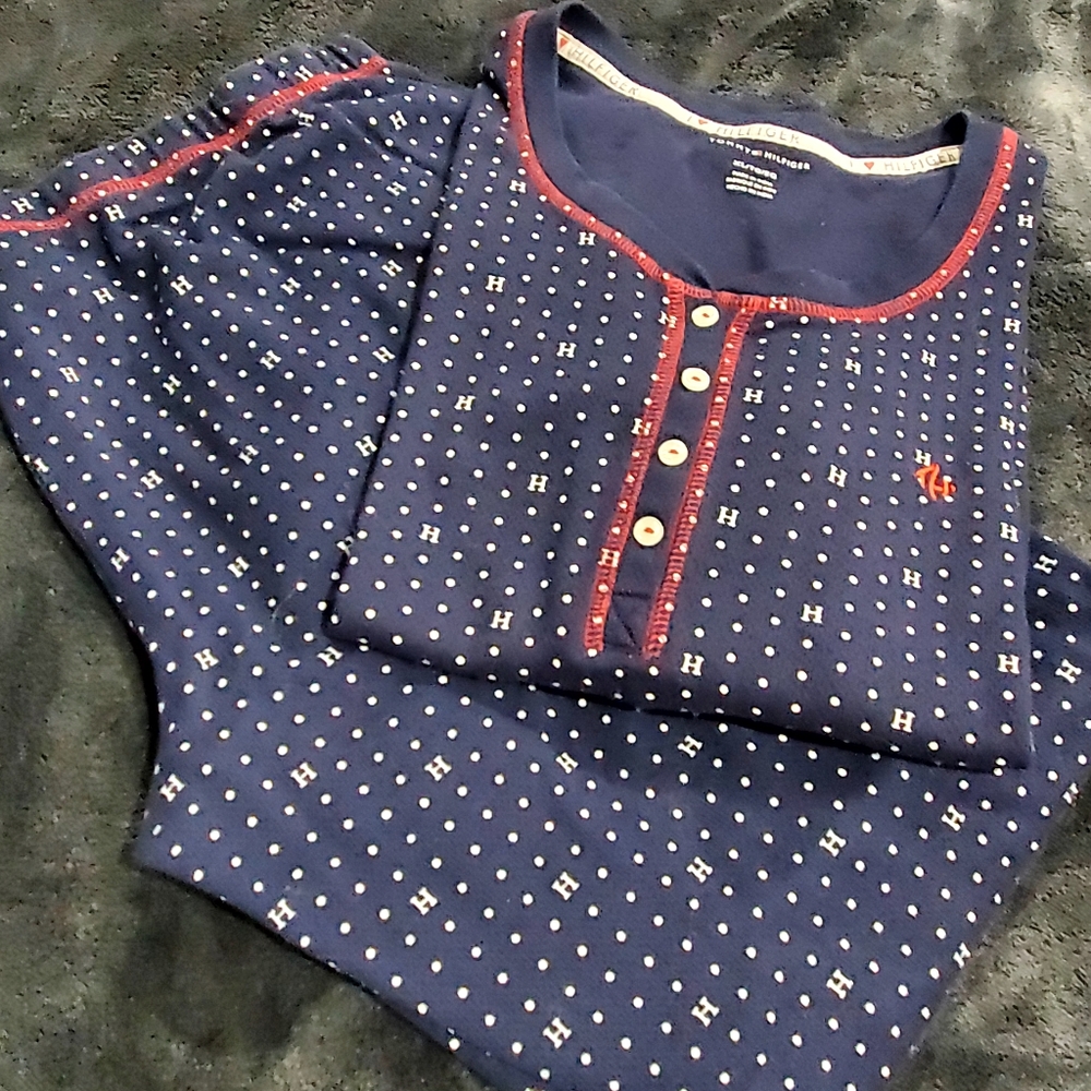 Tommy Hilfiger Signature Navy Red Print Pajamas Set